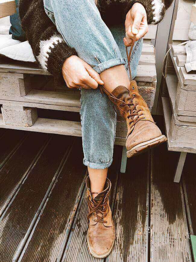 16 Everyday Habits for a Sparkling Clean Home - no shoes in the house