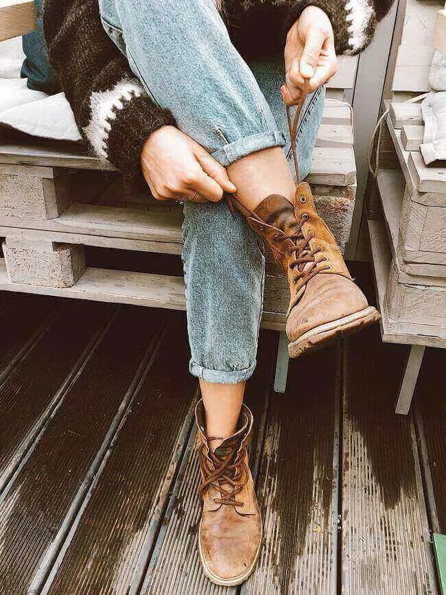 16 Everyday Habits for a Sparkling Clean Home - no shoes in the house