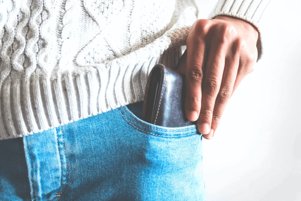 4 Things You Must Give Up to Attract More MONEY! - Release your anxiety about money via @everythingabode