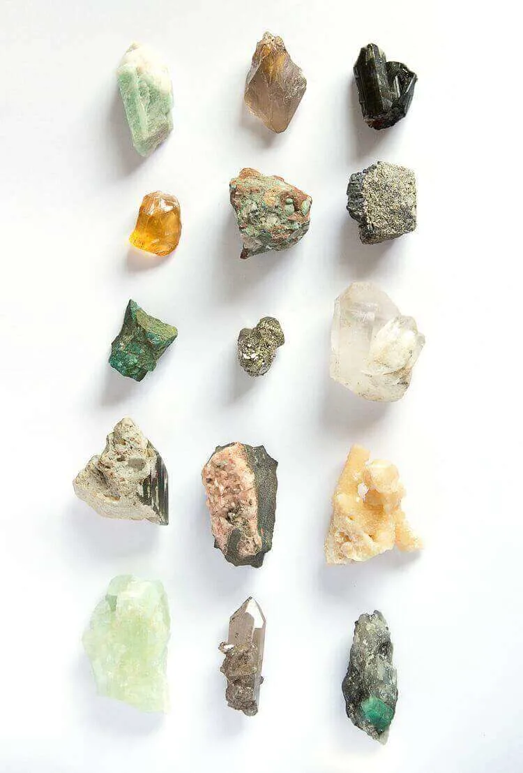 5 Healing Crystals That Can Turn Your Office into a Positive Space