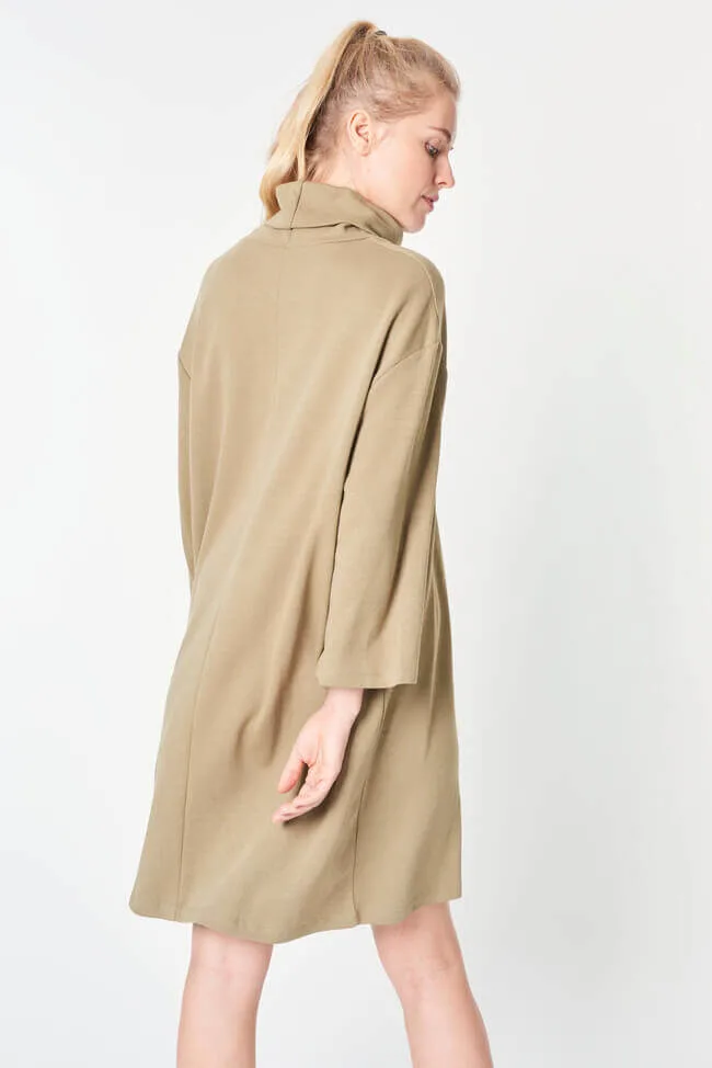 Spend More on Classics to make your clothes look more expensive - Everything Abode