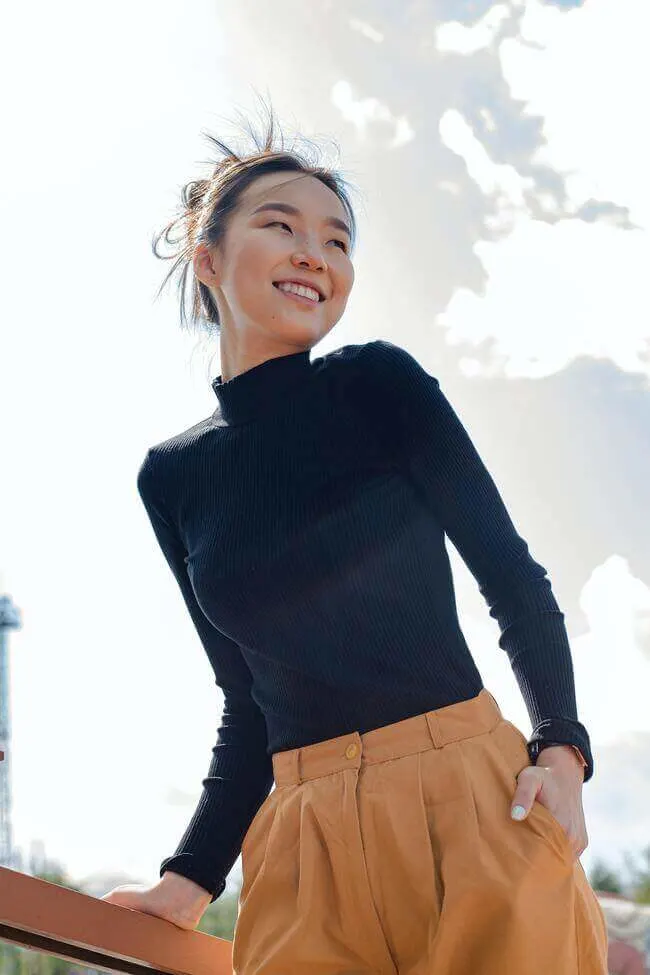 When it comes to fashion, follow the 9010 Rule. fashion tips to make your wardrobe look expensive -- Everything Abode